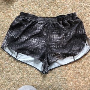 NIKE RUNNING SHORTS